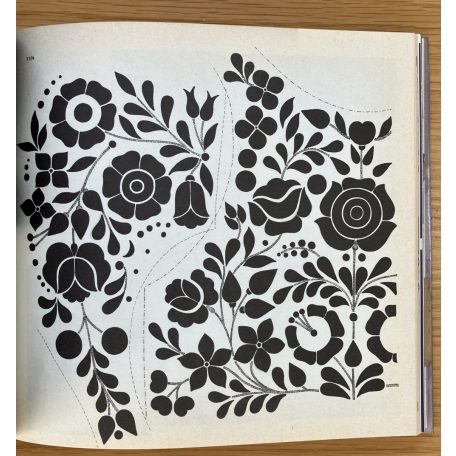 Lengyel Györgyi: Kalocsai virágok