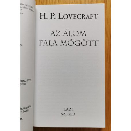 H. P. Lovecraft: Az álom fala mögött