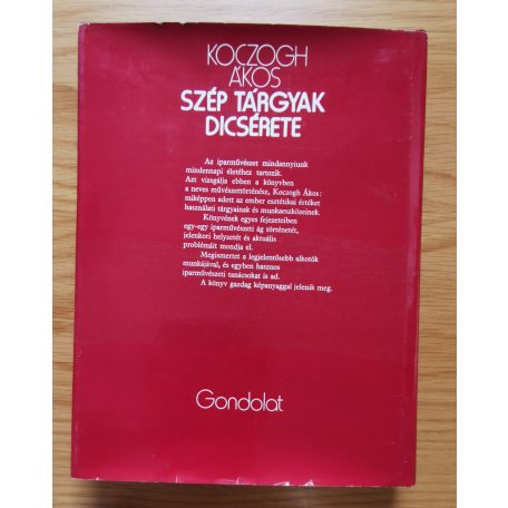 Koczogh Ákos: Szép tárgyak dicsérete