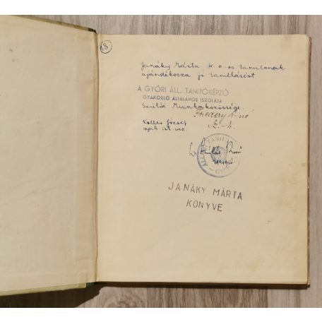 Zelk Zoltán: Mese a kiscsikóról, akinek még nincs patkója