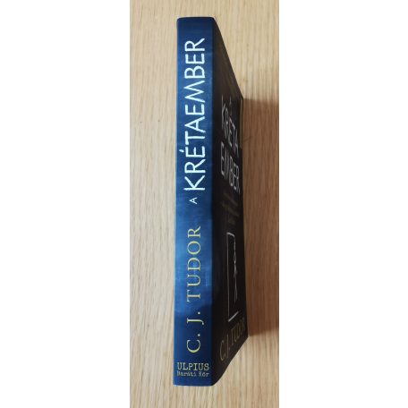 C. J. Tudor: A kréta ember