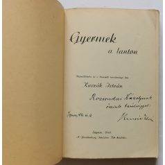 Kuszák István: Gyermek a lanton - Dedikált