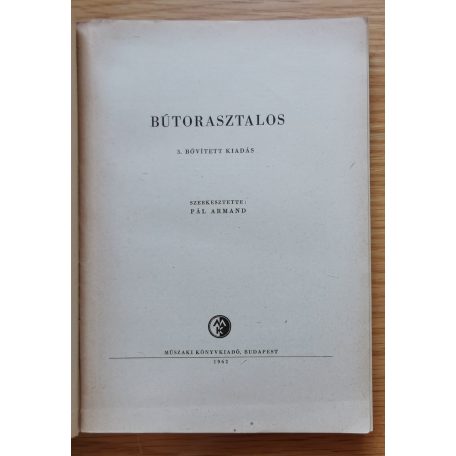 Gergely Sándor: Bútorasztalos