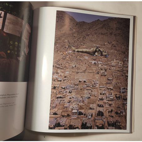 Dévényi Veronika: Forgószárnyalás / Rotary-wing flying