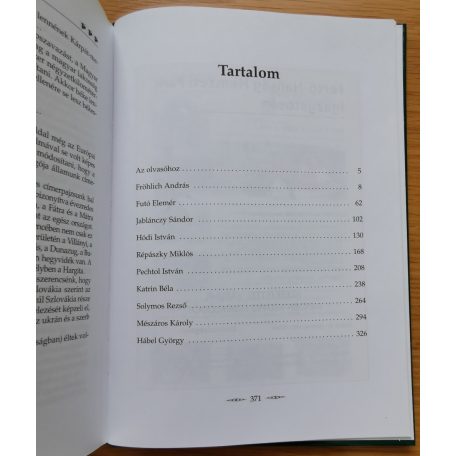Pápai Gábor (szerk.): Gyökerek és lombok - Erdészportrék 7. kötet