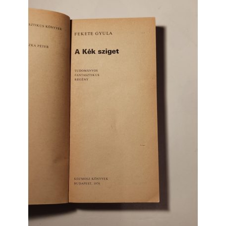 Fekete Gyula: A kék sziget 