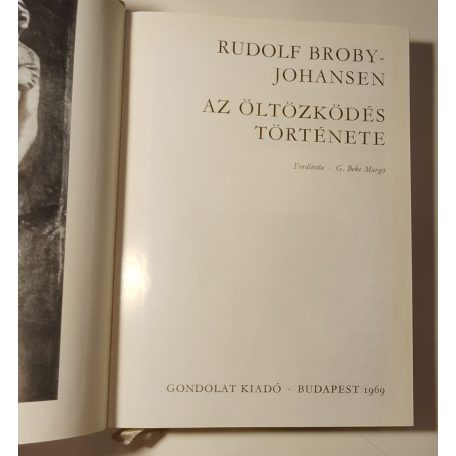 Rudolf Broby-Johansen: Az öltözködés története