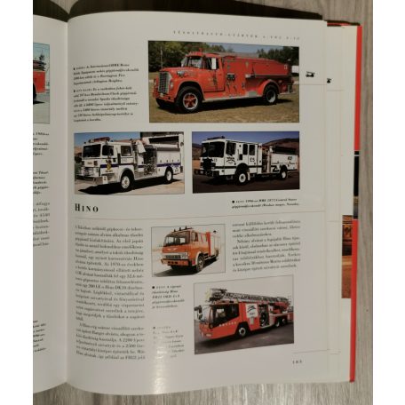 Neil Wallington: A tűzoltóautók és a tűzoltás világenciklopédiája