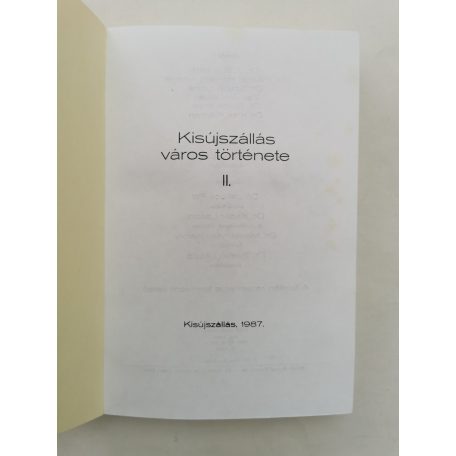 Szabó László, Dr. (szerk.): Kisújszállás város története I-III.