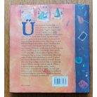 A varázsmesterség nagykönyve - Amelyben a varázslótanonc számos varázsigét, főzetet, fantasztikus kalandokat találhat, valamint megtanulhatja 50 bűvös dolog elkészítését