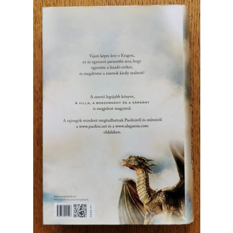 Christopher Paolini: Eragon/ Az örökség 1-4.  (Eragon, Elsőszülött, Brisingr, Örökség)