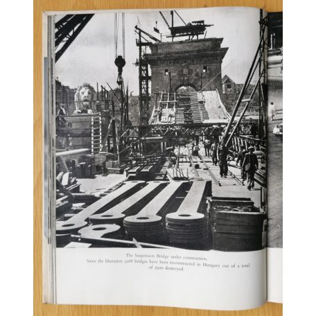 Vályi Gábor és Veres Mária: Hungary to-day