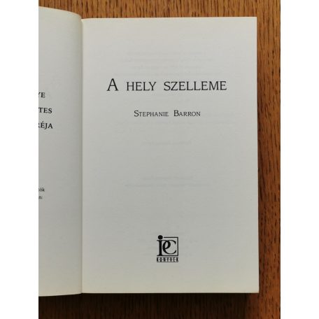 Stephanie Barron: A hely szelleme