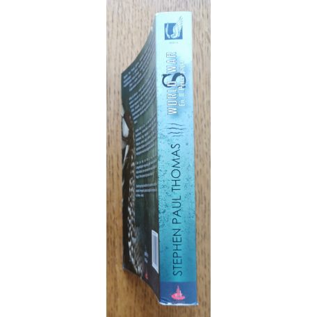 Stephen Paul Thomas: World War S - Spirituális világháború - Én II. Péter pápa