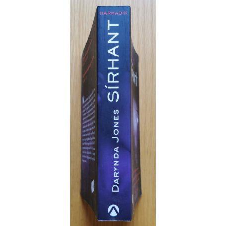 Darynda Jones: Harmadik sírhant