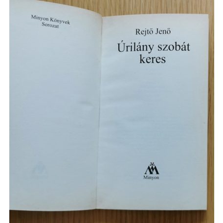 Rejtő Jenő: Úrilány szobát keres