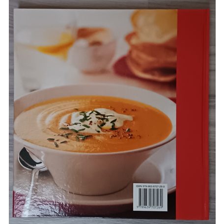 Takácsi Nagy Klára (szerk.): A Readers Digest konyhája 4 kötet (Levesek és egytálételek, Húsételek, Piték és lepények, Sütemények és kenyérfélék)